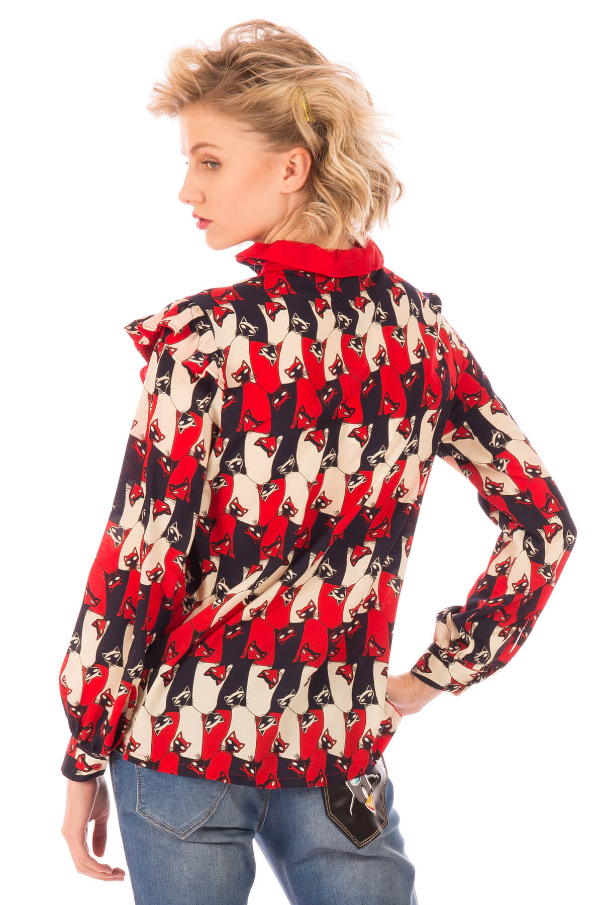 Costas de blusa print gatos em tons de vermelho para mulher da Minueto