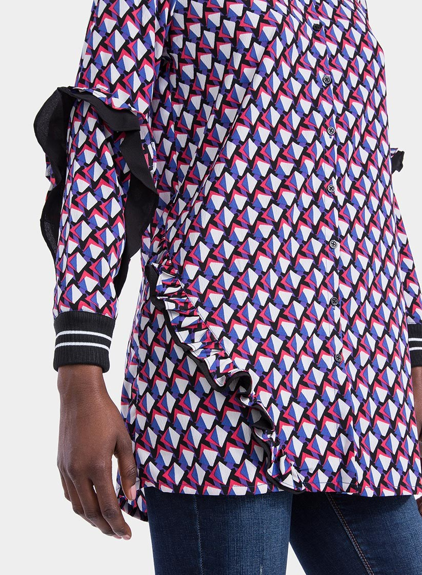 Lateral esquerdo de camisa comprida com print geométrico da Tiffosi