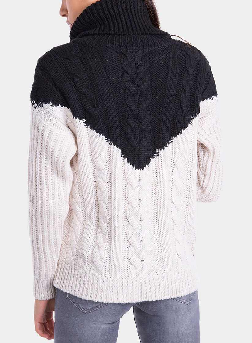 costas de camisola gola alta pormenor renda para mulher da Tiffosi