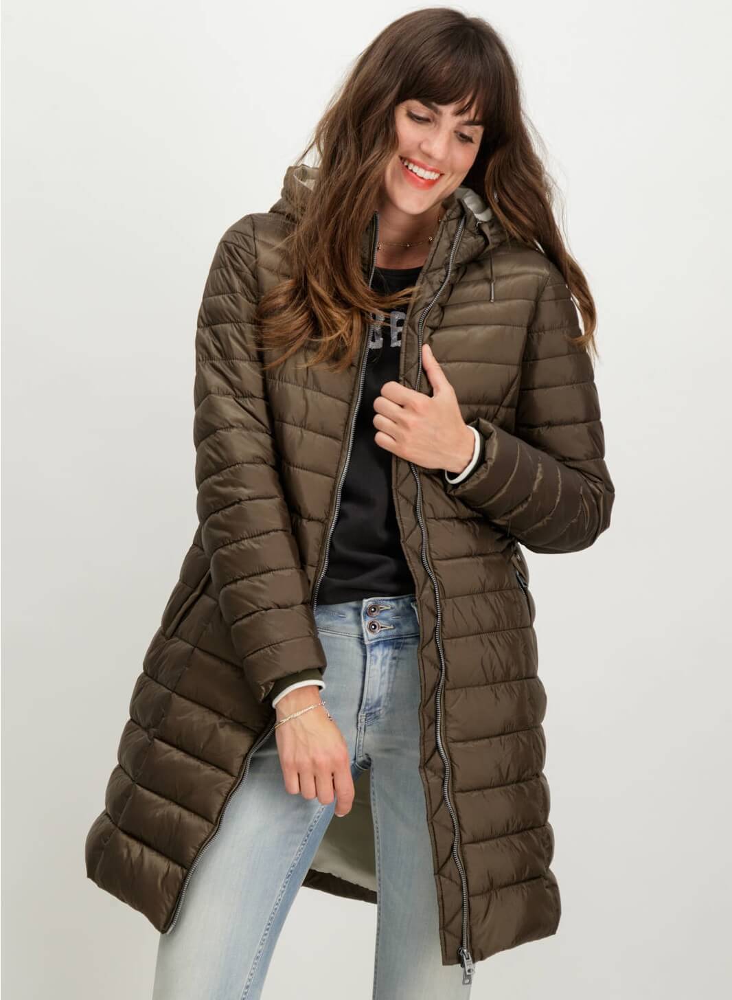 Casaco comprido bronze acolchoado para mulher da Garcia Jeans