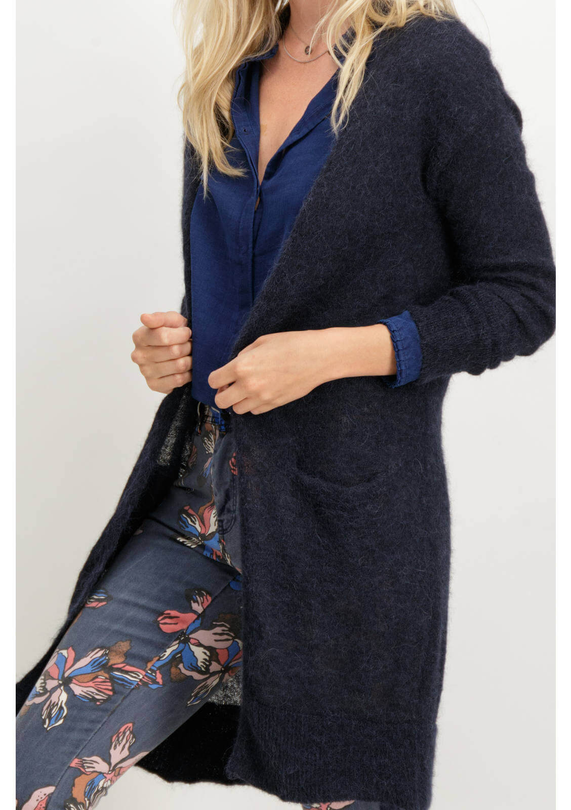 Casaco azul escuro malha alpaca para mulher da Garcia Jeans