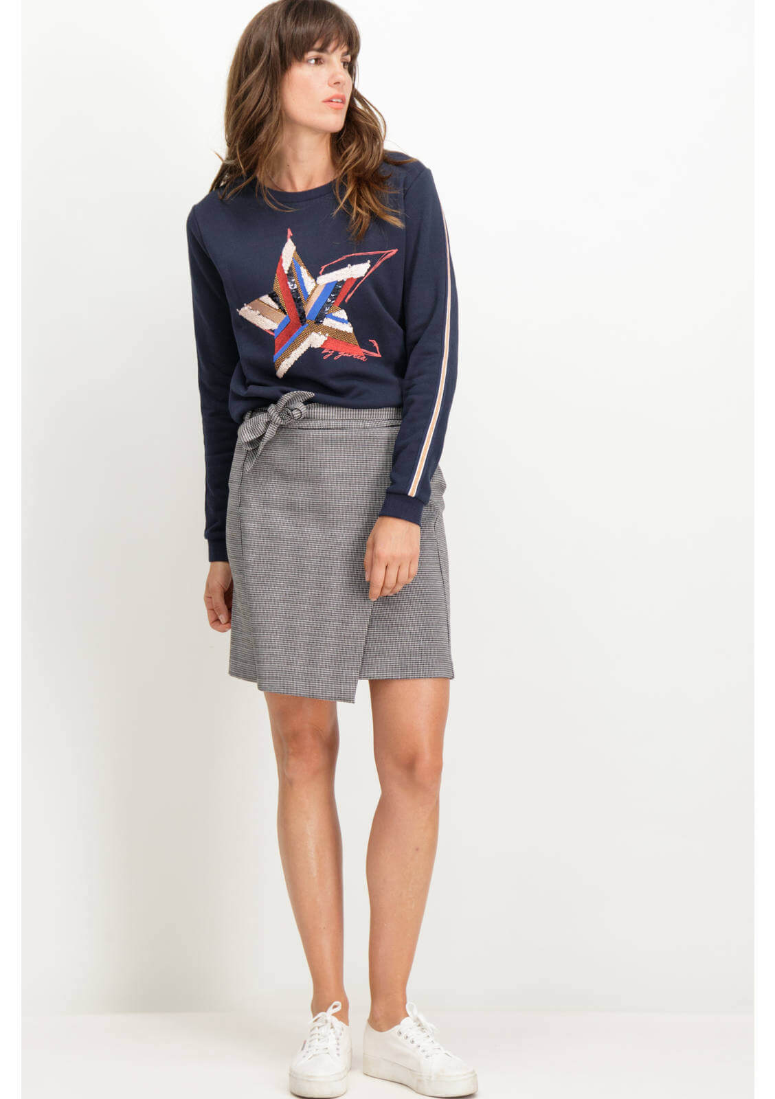 Camisola estrela bordada para mulher da Garcia Jeans