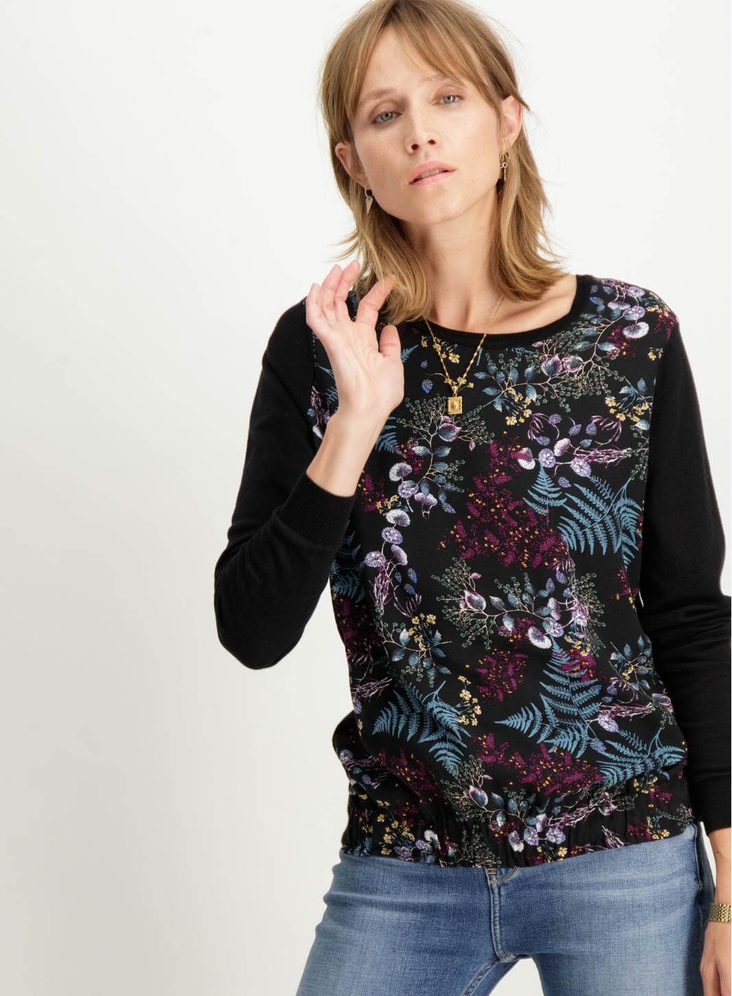 Camisola com print floral na frente para mulher da Garcia Jeans