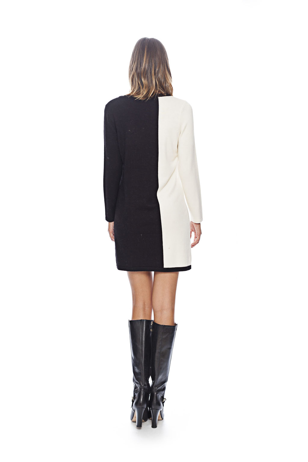 Costas de vestido de malha bicolor flor bordada em preto e branco da Van-Dos