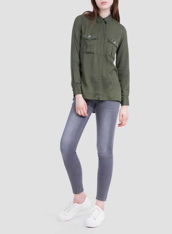 Frente da camisa bolsos com aplicações para mulher da Tiffosi