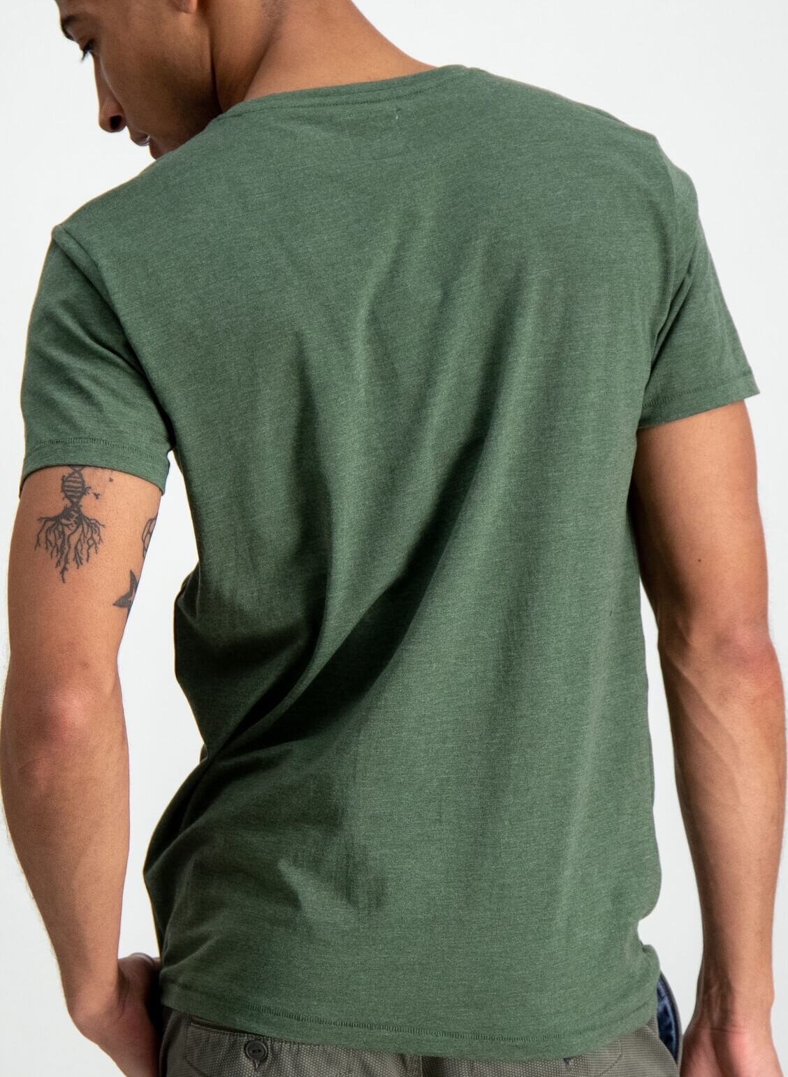 T-shirt verde com estampa para homem da Garcia Jeans
