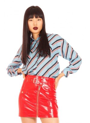 192007.2 Camiseiro azul com risca na diagonal da Minueto