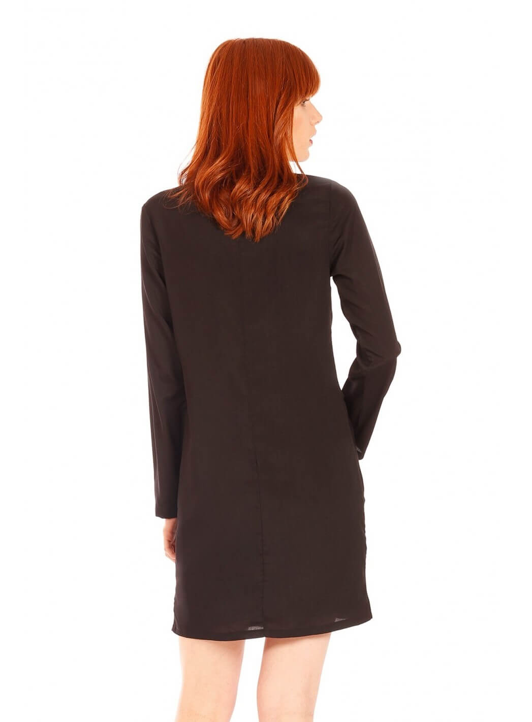 Vestido preto com drapeado da Minueto