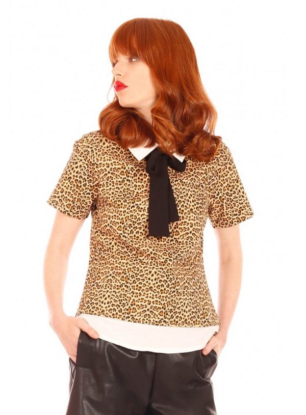 Camisola em print leopardo com gola para mulher da Minueto