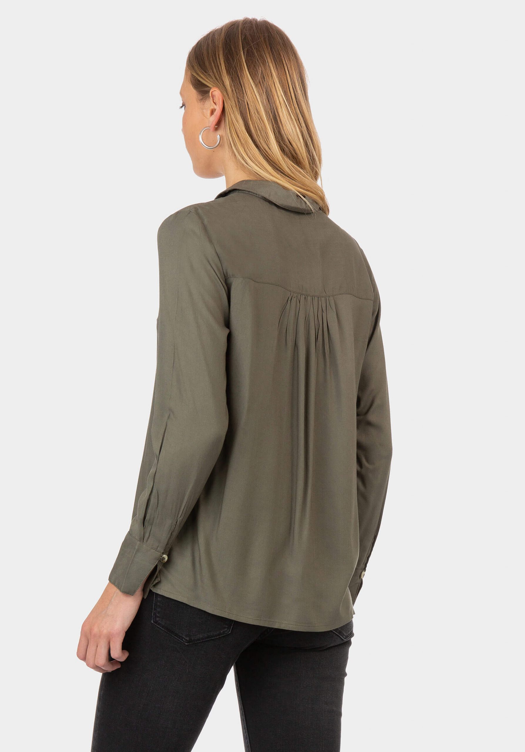 Camiseiro kaki com decote em bico para mulher da Tiffosi