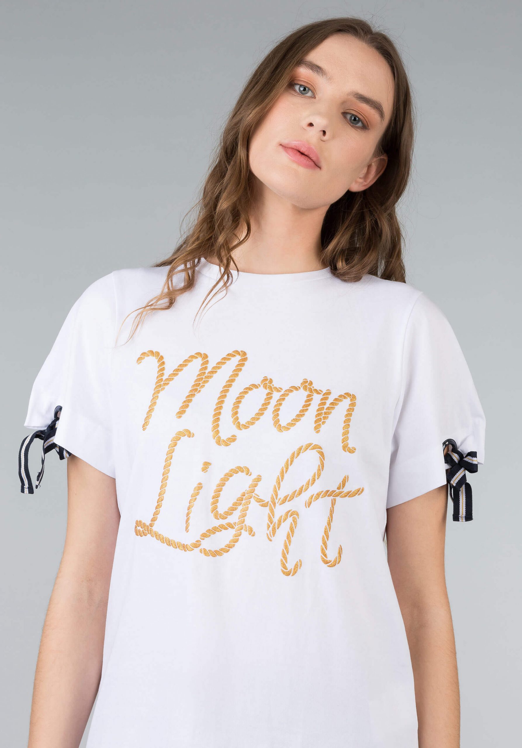 Camisola c/ texto dourado para mulher da Tiffosi