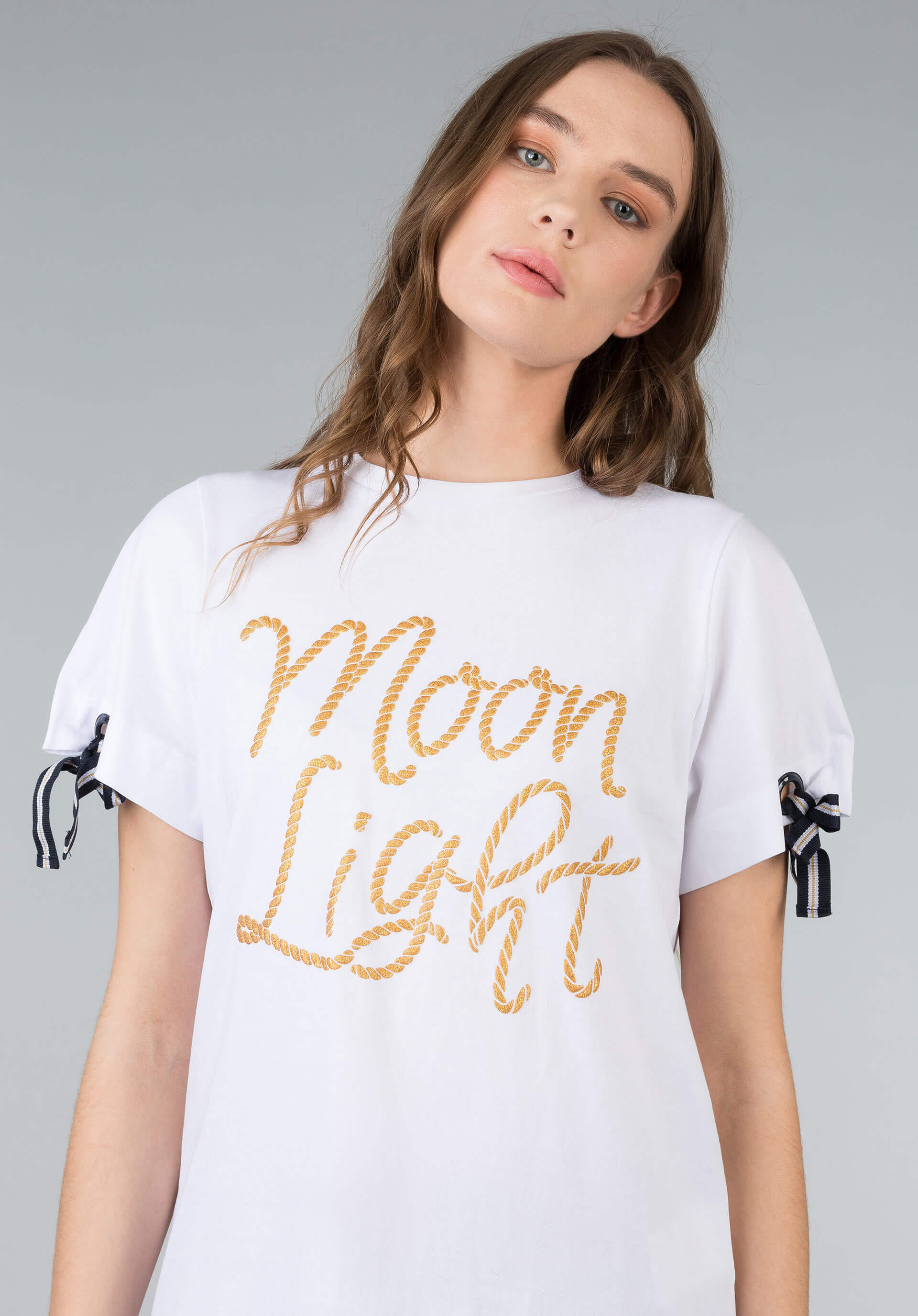 Camisola c/ texto dourado para mulher da Tiffosi