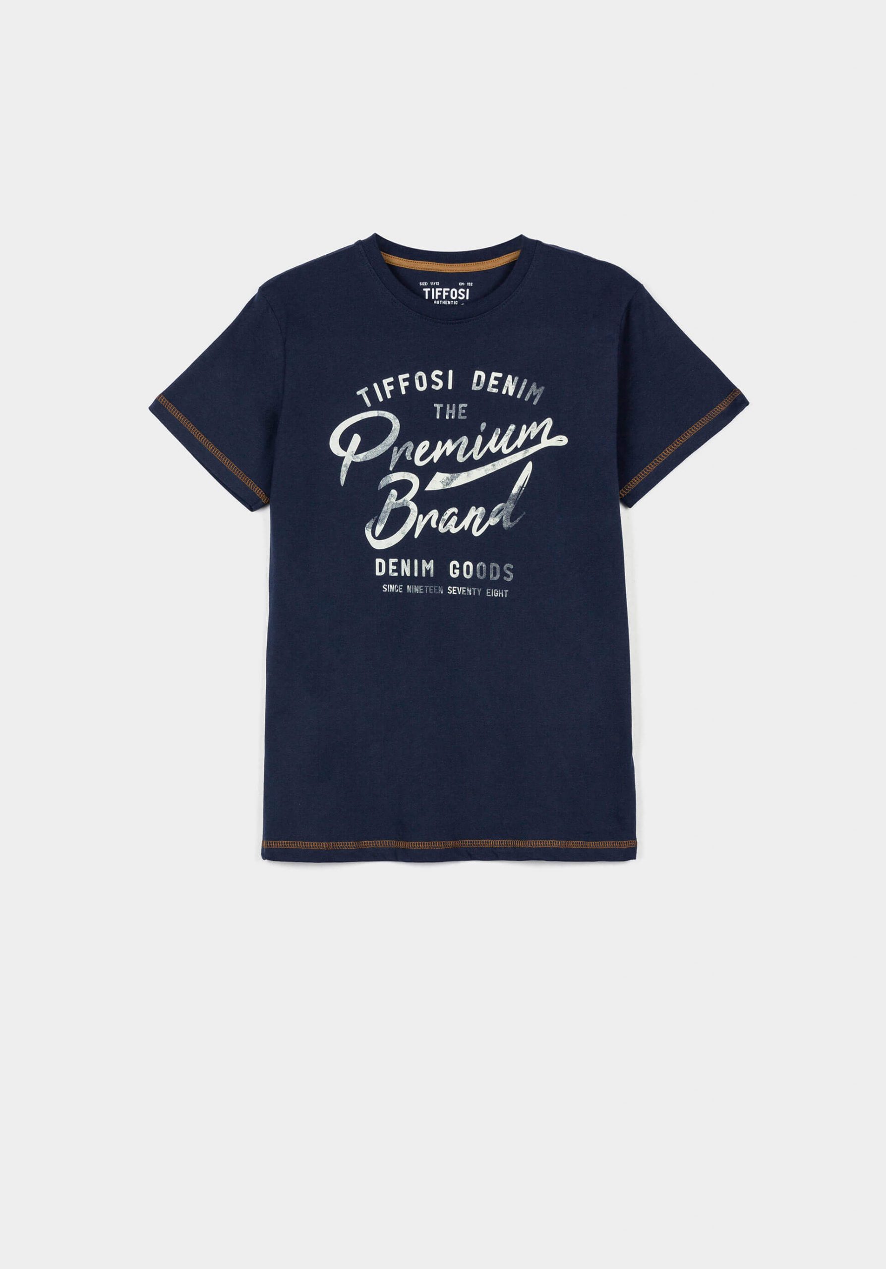 T-shirt azul c/ letras para boy da Tiffosi