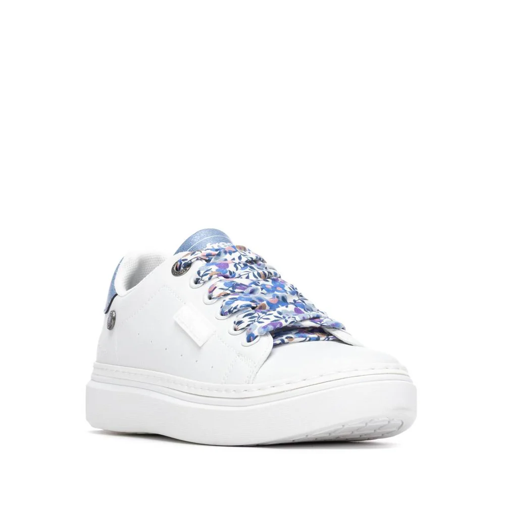 Sapatilhas brancas para mulher da Refresh